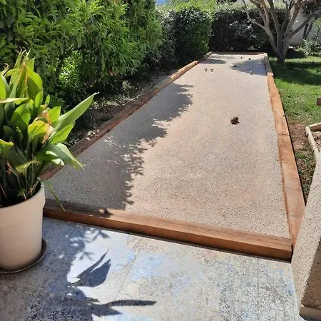 La Bastide En Front D'etang De Thau * 布齐盖