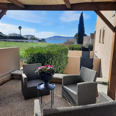 La Bastide En Front D'etang De Thau *